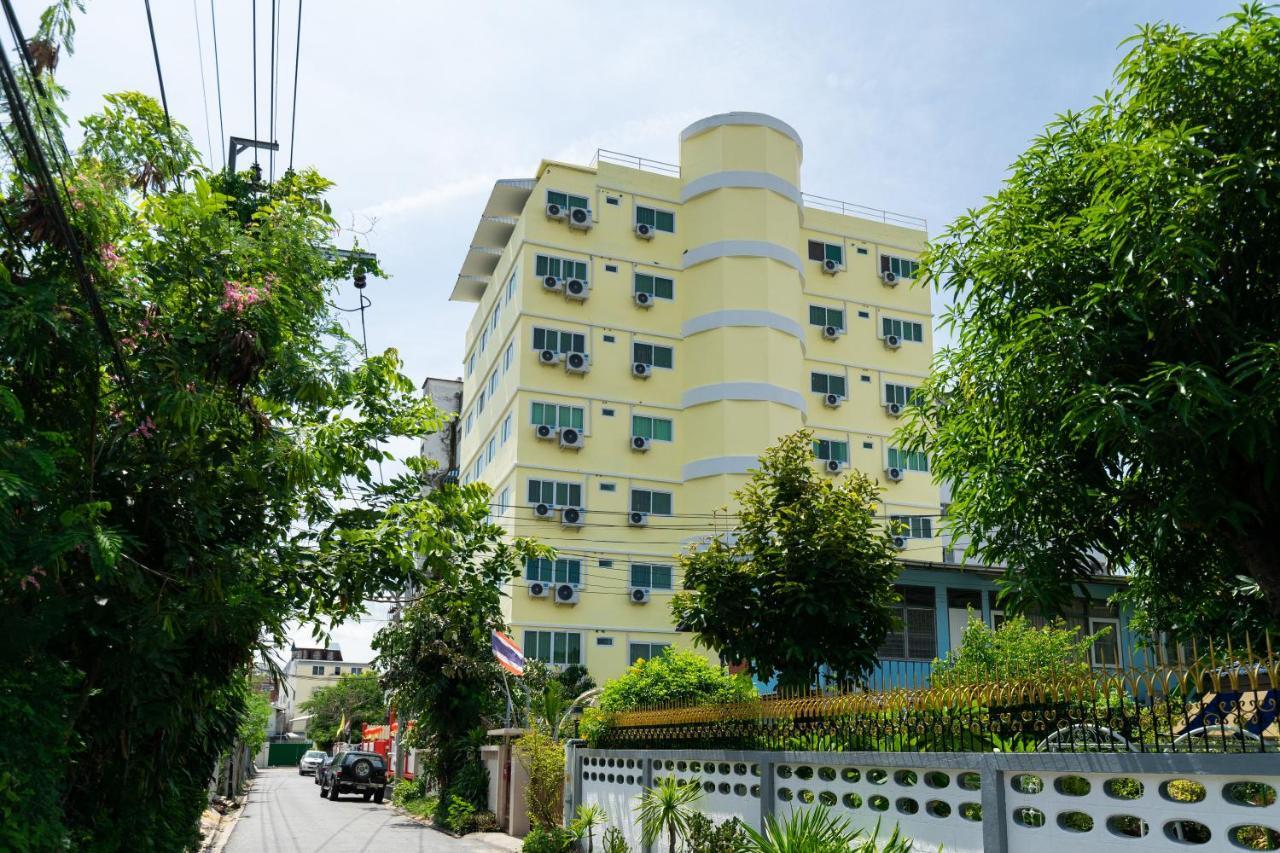 Sukhumvit 101 Hotel Bangkok Exterior photo
